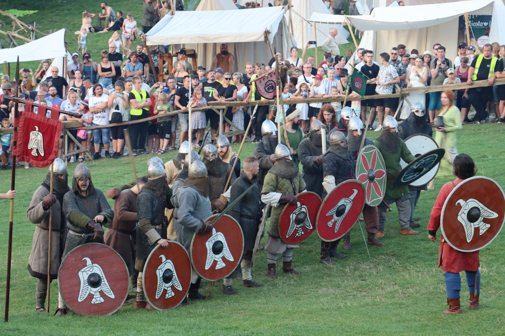XVII najazd Barbarzyńców - Zamek Ogrodzieniec
