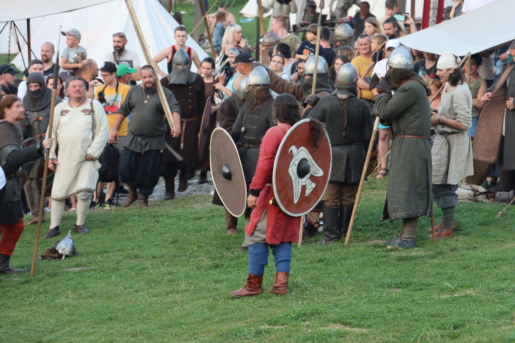 XVII najazd Barbarzyńców - Zamek Ogrodzieniec