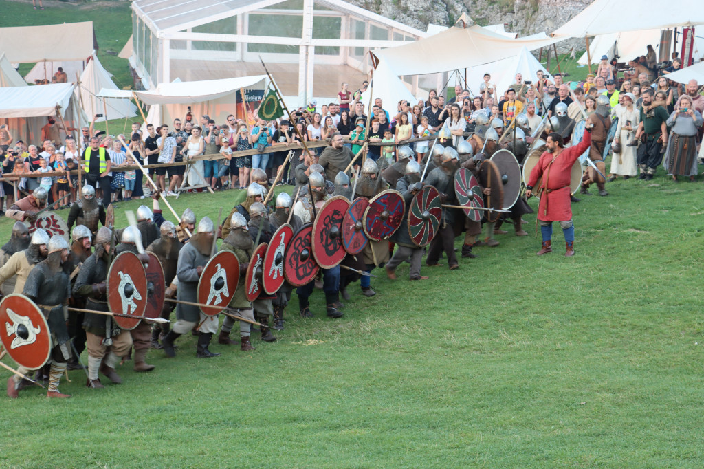 XVII najazd Barbarzyńców - Zamek Ogrodzieniec