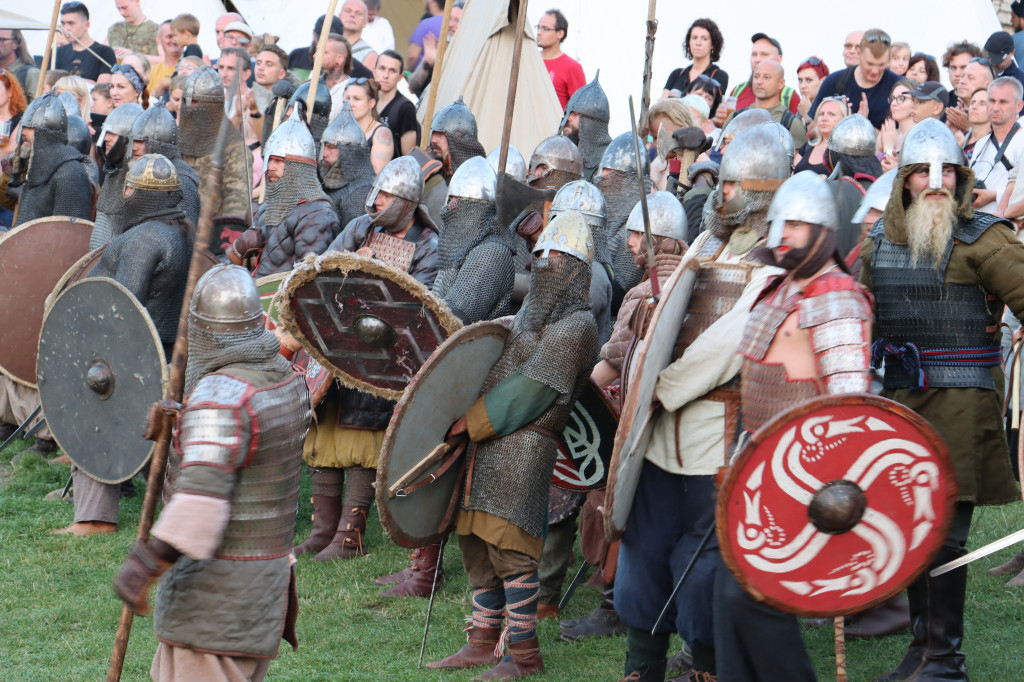 XVII najazd Barbarzyńców - Zamek Ogrodzieniec