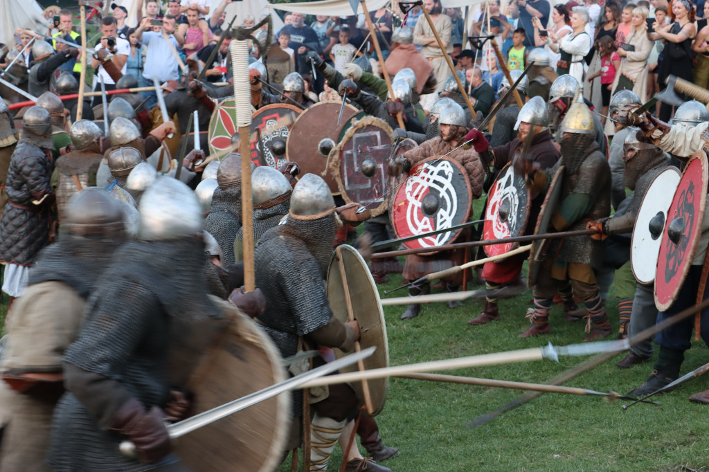 XVII najazd Barbarzyńców - Zamek Ogrodzieniec