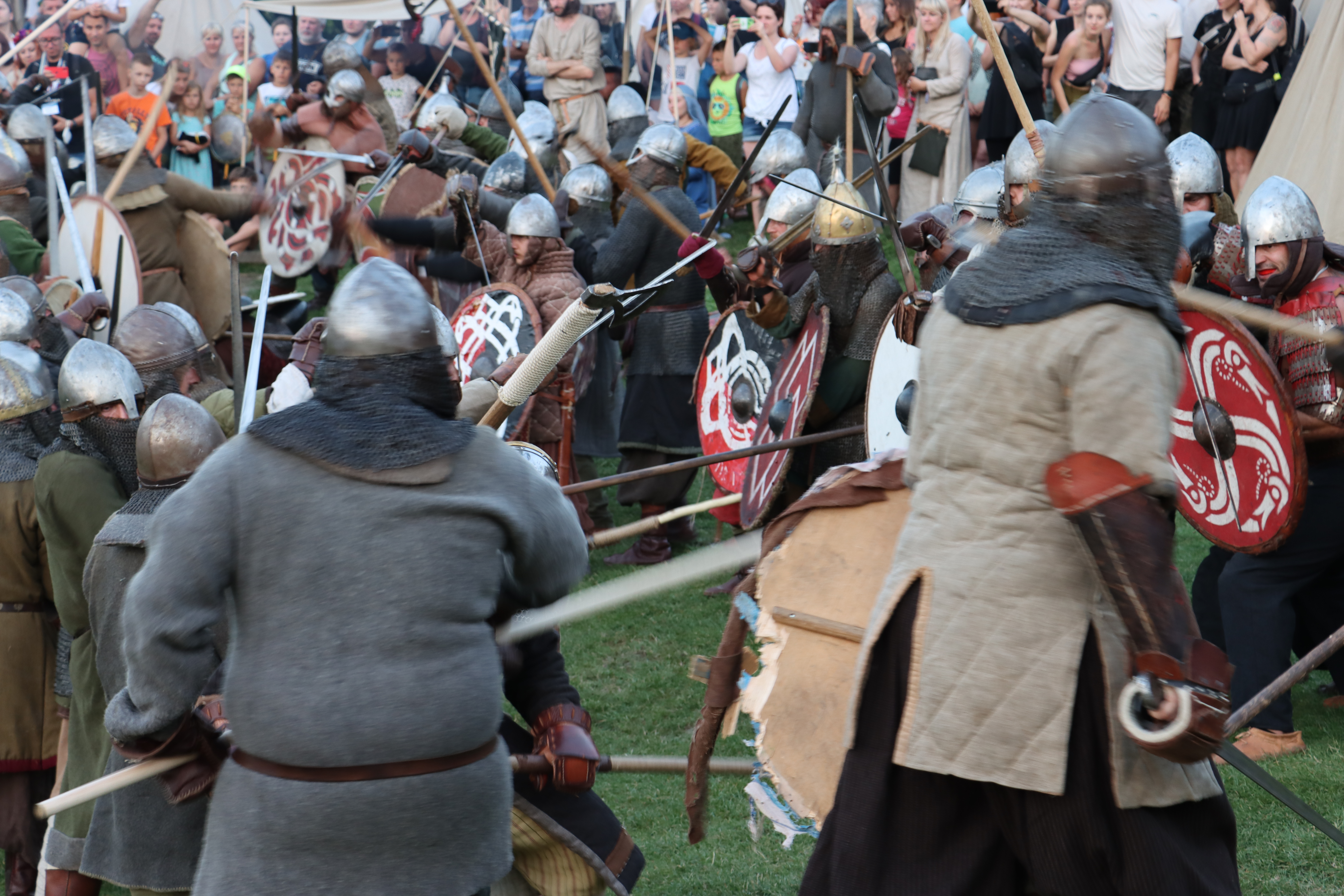 XVII najazd Barbarzyńców - Zamek Ogrodzieniec