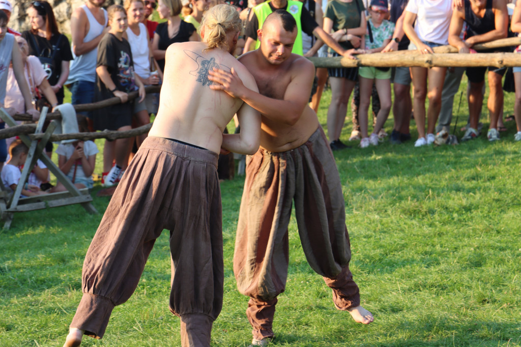 XVII najazd Barbarzyńców - Zamek Ogrodzieniec