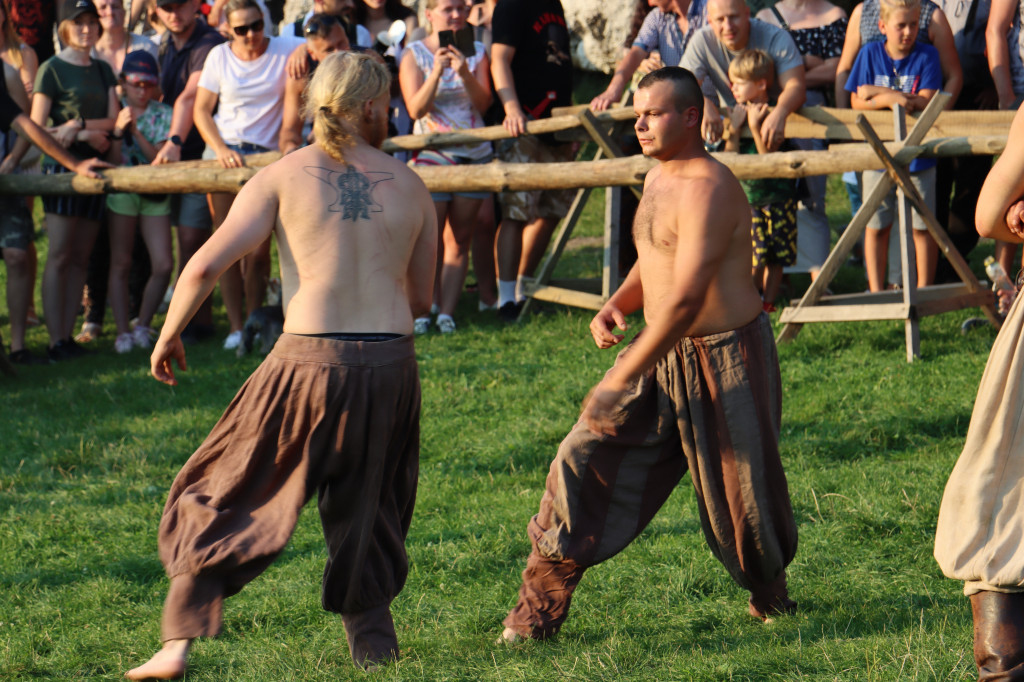 XVII najazd Barbarzyńców - Zamek Ogrodzieniec