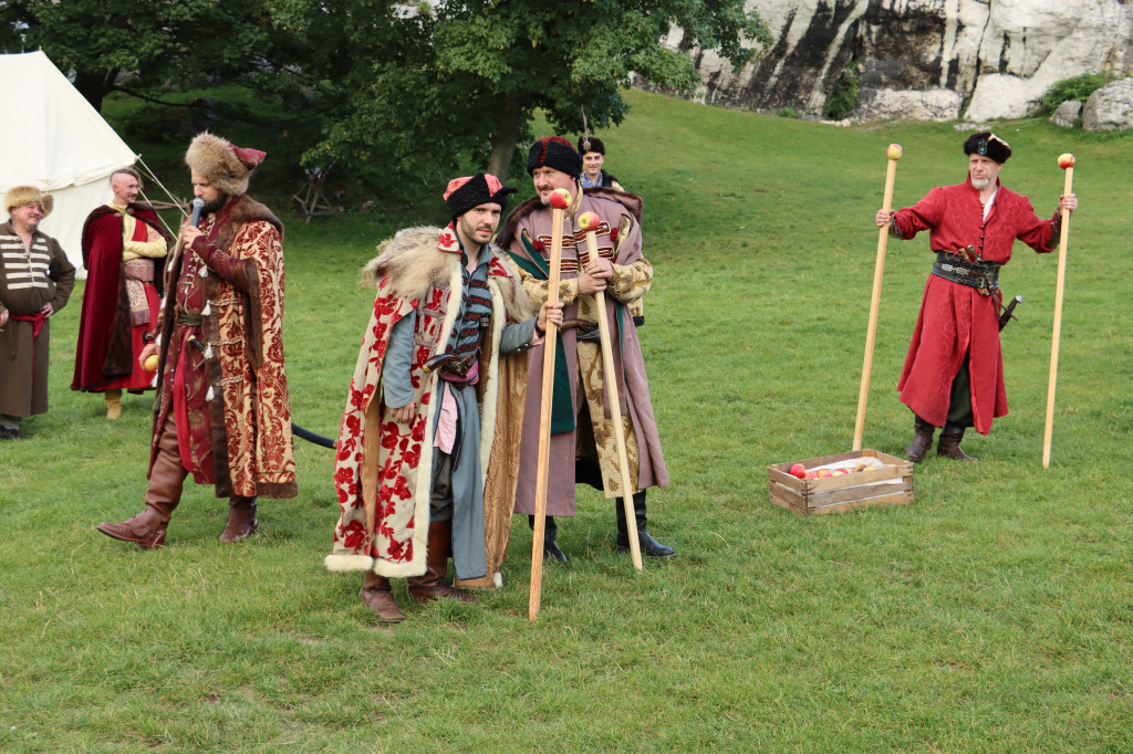 Teatr Konny na Zamku Ogrodzieniec w Podzamczu