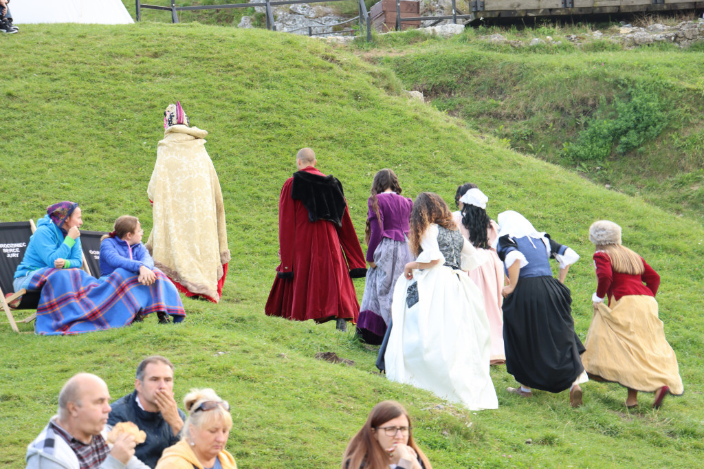 Teatr Konny na Zamku Ogrodzieniec w Podzamczu