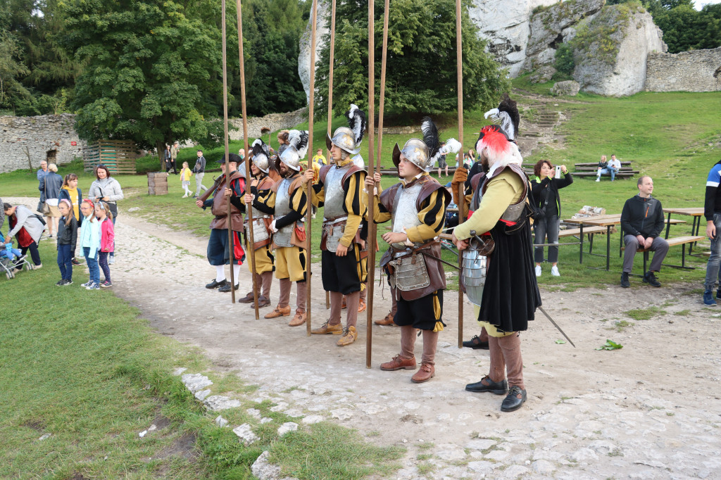 Teatr Konny na Zamku Ogrodzieniec w Podzamczu