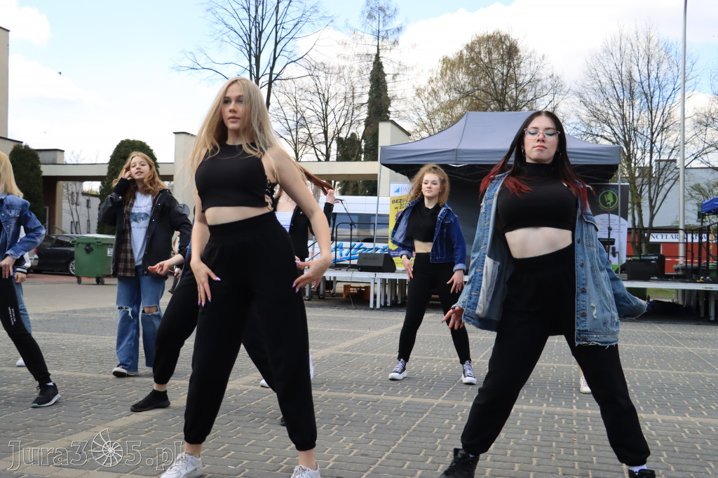 Grosz do grosza w walce o sprawność dla Lenki