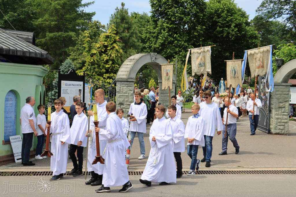 Boże Ciało - Procesja z Sanktuarium Marki Bożej Leśniowskiej