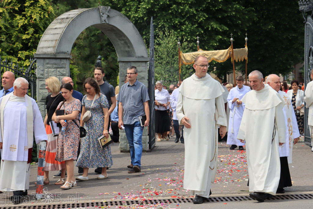Boże Ciało - Procesja z Sanktuarium Marki Bożej Leśniowskiej