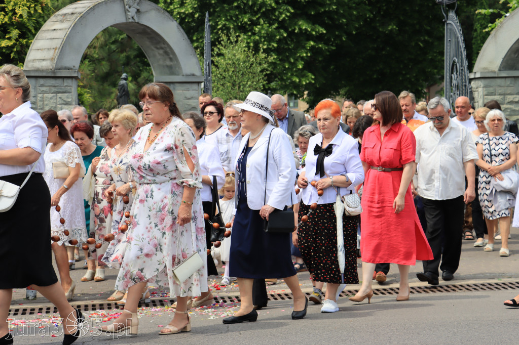 Boże Ciało - Procesja z Sanktuarium Marki Bożej Leśniowskiej