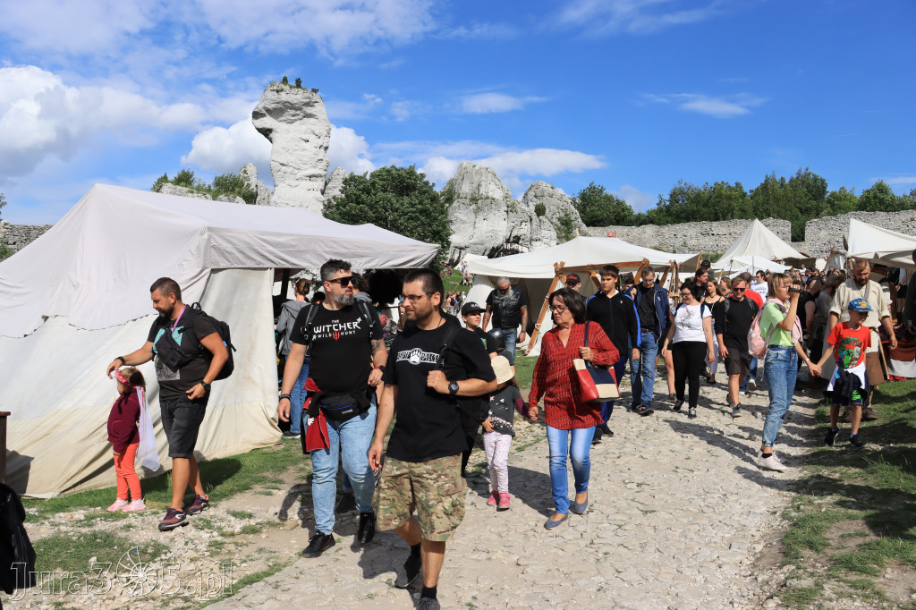 Zamek Ogrodzieniec w Podzamczu - XVIII Najazd Barbarzyńców.