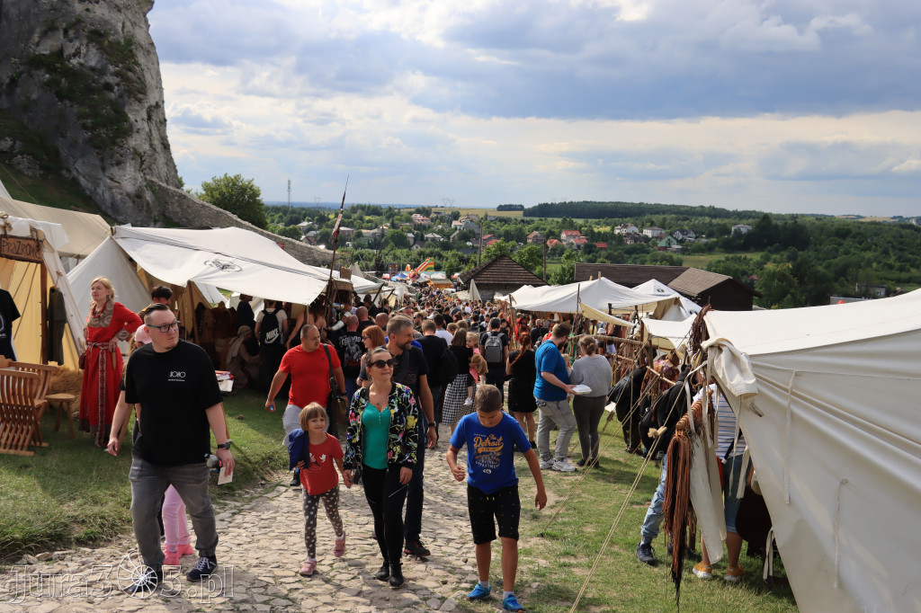 Zamek Ogrodzieniec w Podzamczu - XVIII Najazd Barbarzyńców.