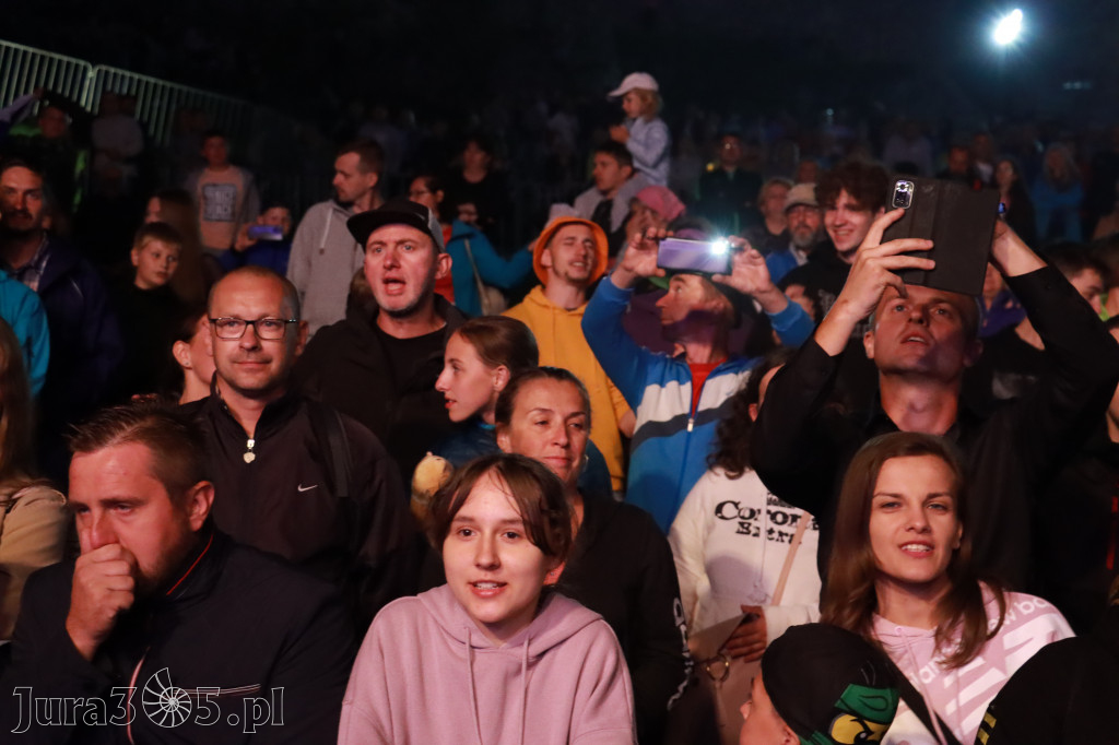 Koncert zespołu FEEL podczas Dni Ogrodzieńca 2022r.