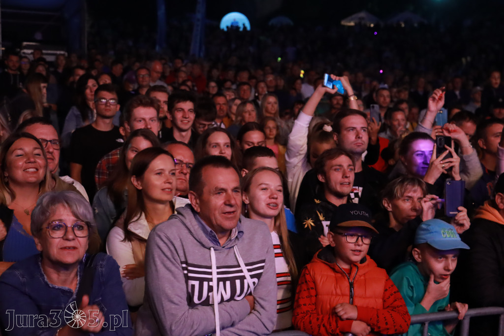Koncert zespołu FEEL podczas Dni Ogrodzieńca 2022r.