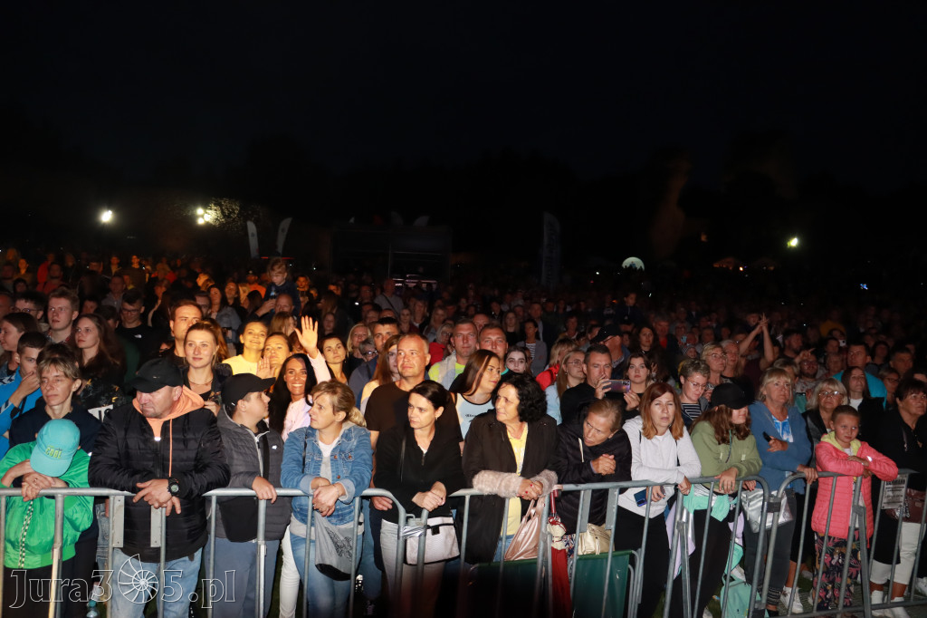 Koncert zespołu FEEL podczas Dni Ogrodzieńca 2022r.