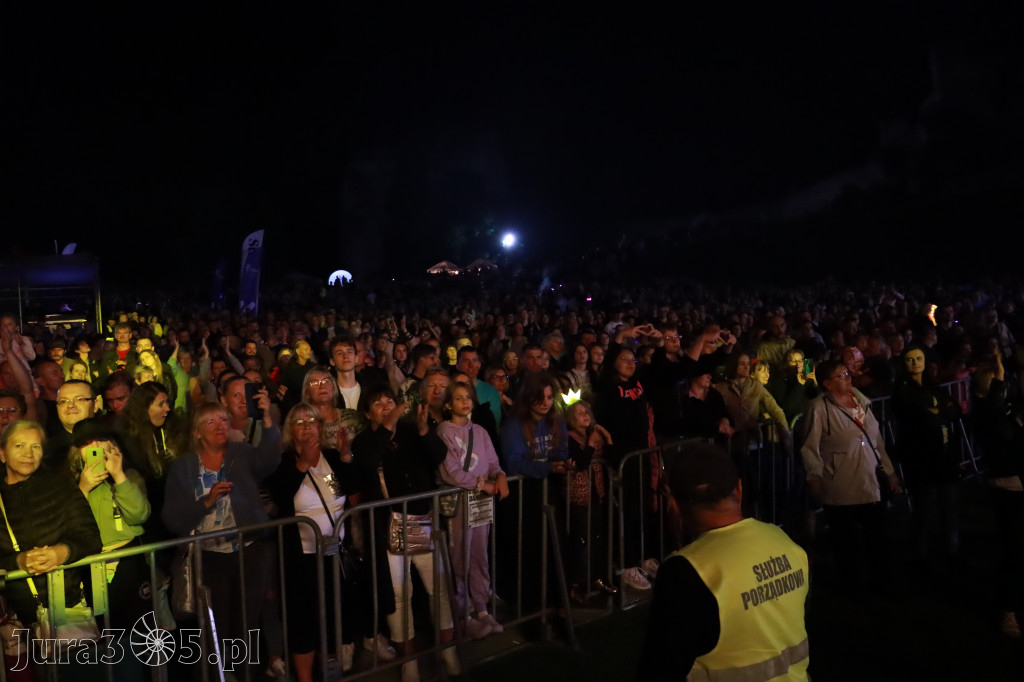 Koncert zespołu FEEL podczas Dni Ogrodzieńca 2022r.