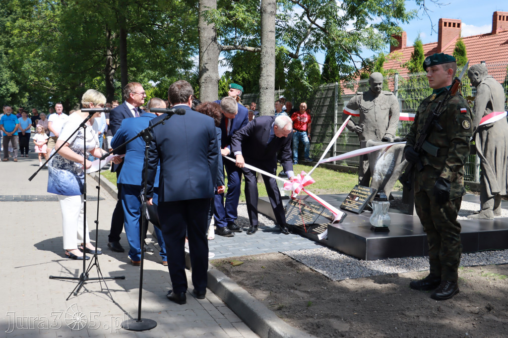 Odsłonięcie Pomnika Trzech Generałów - Pilica.
