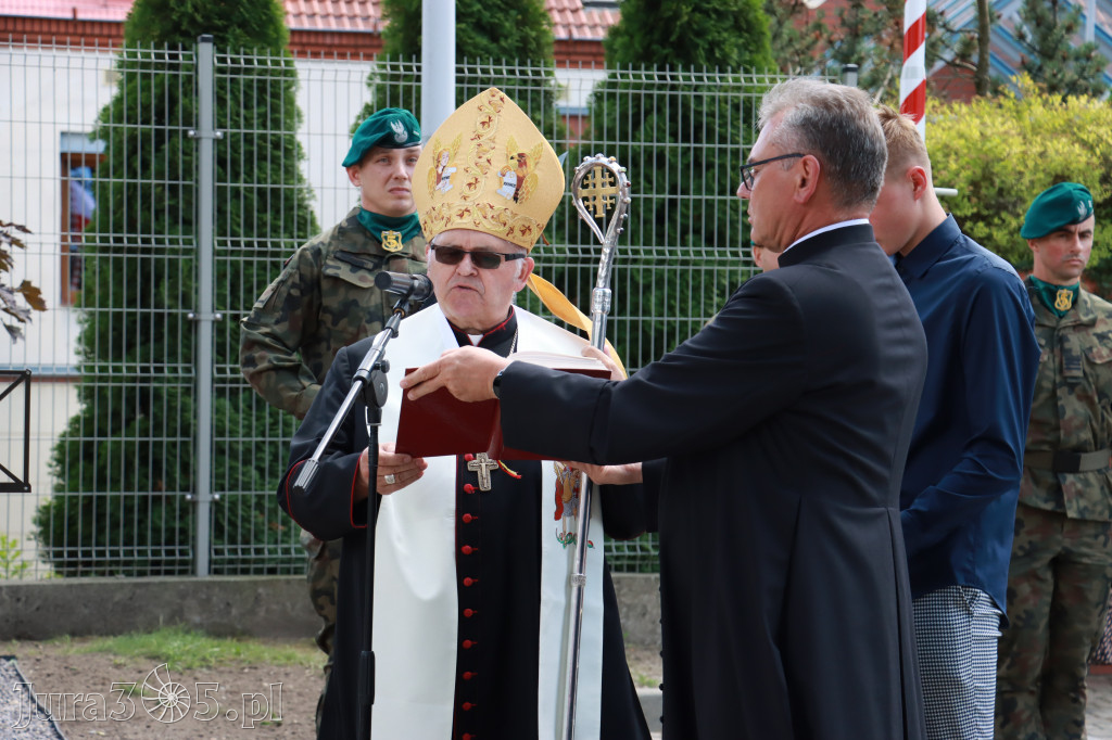 Odsłonięcie Pomnika Trzech Generałów - Pilica.