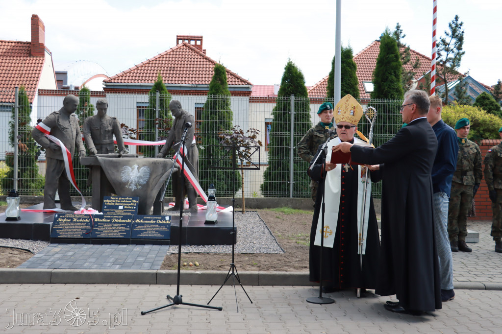 Odsłonięcie Pomnika Trzech Generałów - Pilica.