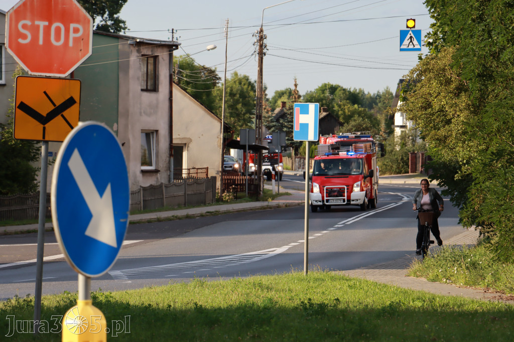 Przywitanie nowego wozu strażackiego - Pradła.