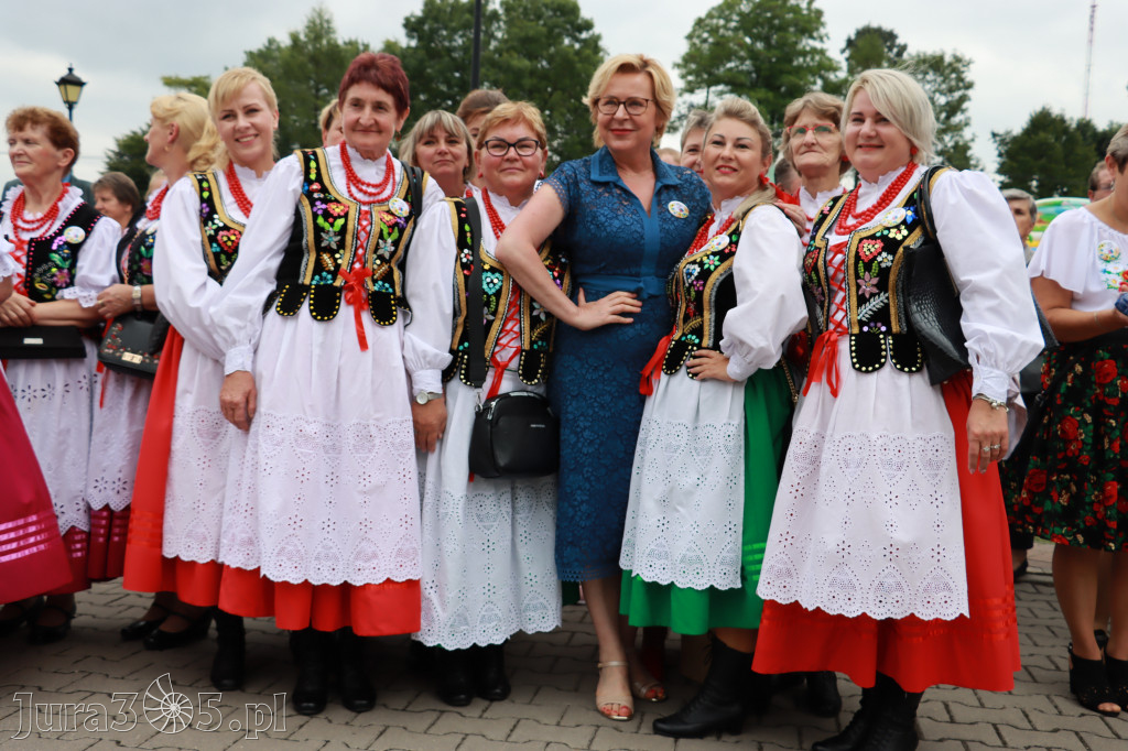Święto Porzeczki oraz Święto Plonów w Irządzach