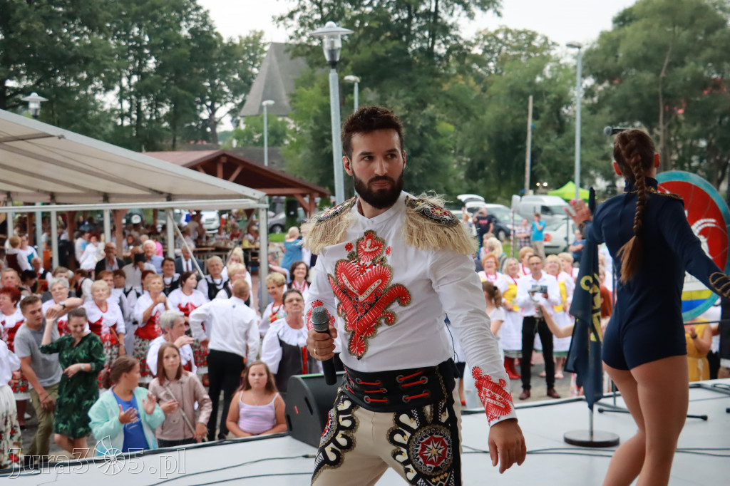 Koncert Zespołu KAPITAN FOLK Koziegłowy 2022r.