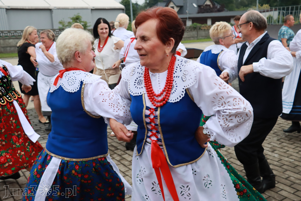 Zabawa taneczna - JURAJSKI GOŚCINIEC Koziegłowy 2022r.