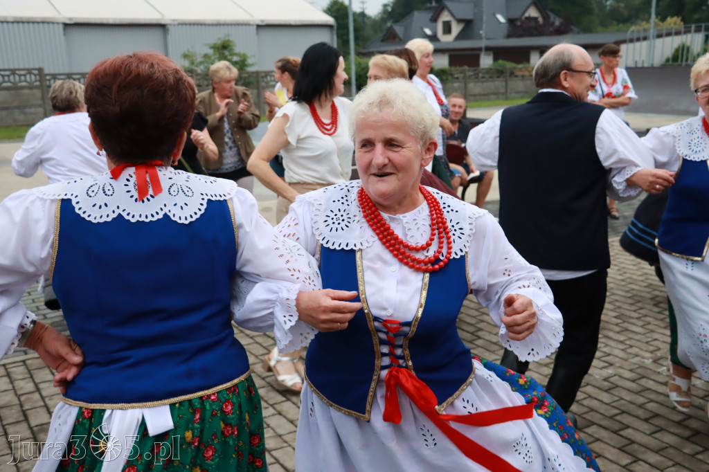 Zabawa taneczna - JURAJSKI GOŚCINIEC Koziegłowy 2022r.