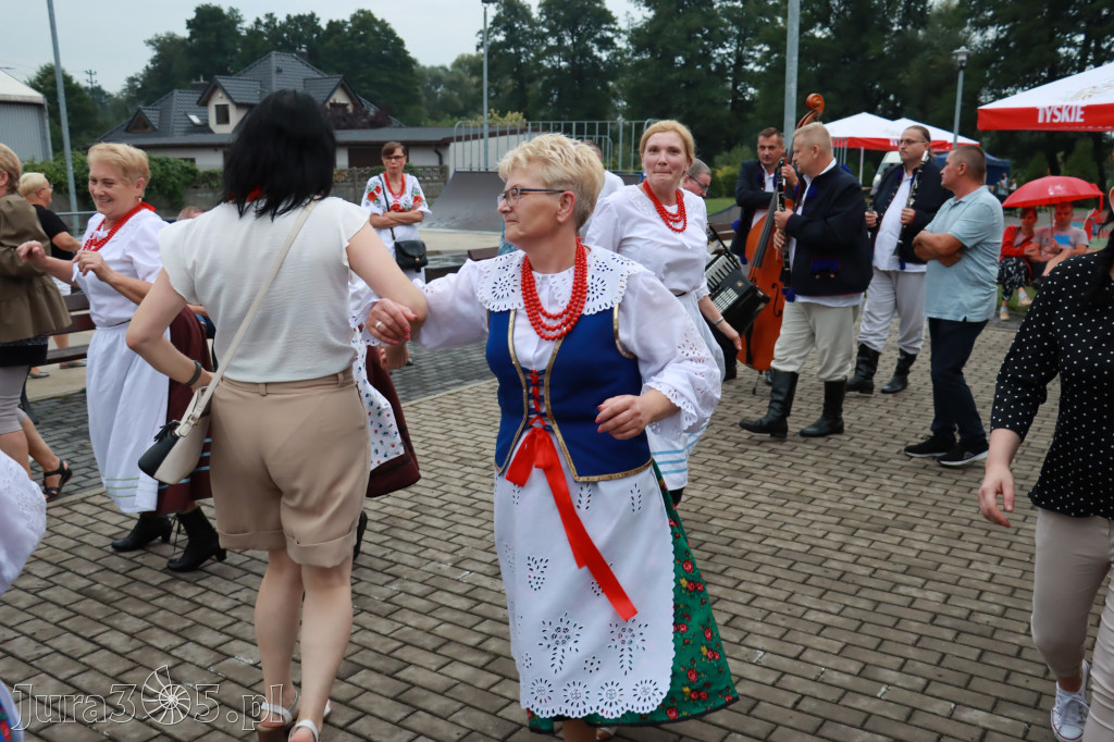 Zabawa taneczna - JURAJSKI GOŚCINIEC Koziegłowy 2022r.