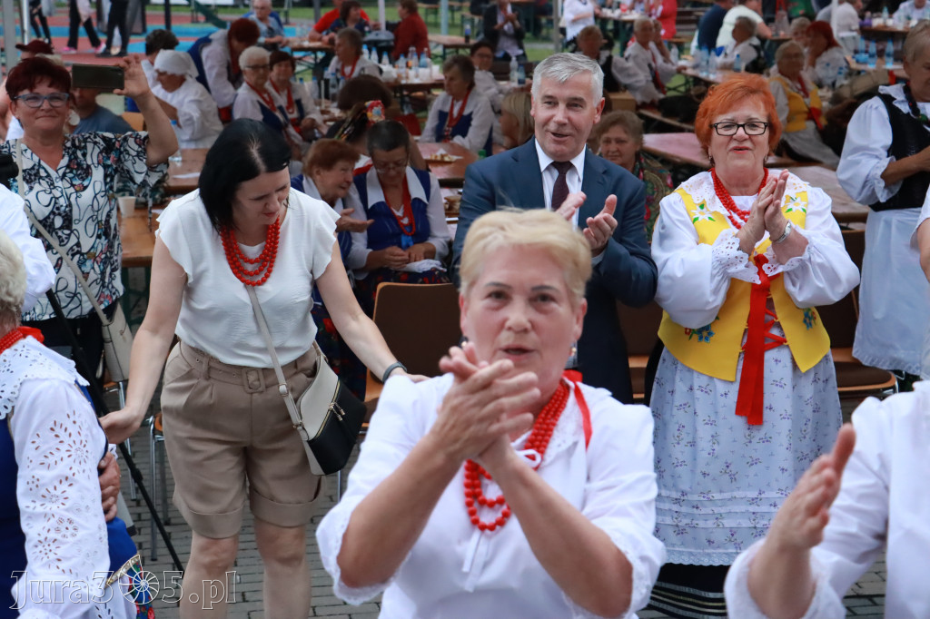 Zabawa taneczna - JURAJSKI GOŚCINIEC Koziegłowy 2022r.