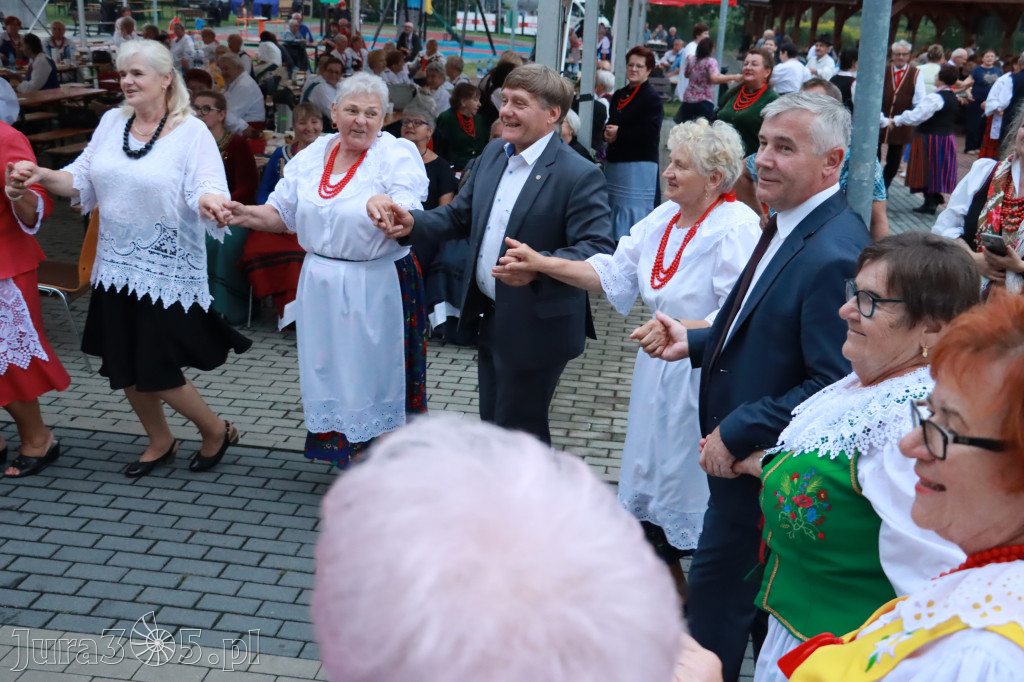 Zabawa taneczna - JURAJSKI GOŚCINIEC Koziegłowy 2022r.