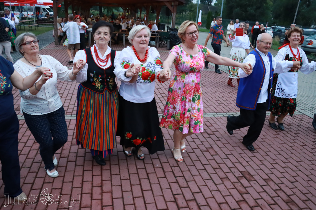 Zabawa taneczna - JURAJSKI GOŚCINIEC Koziegłowy 2022r.