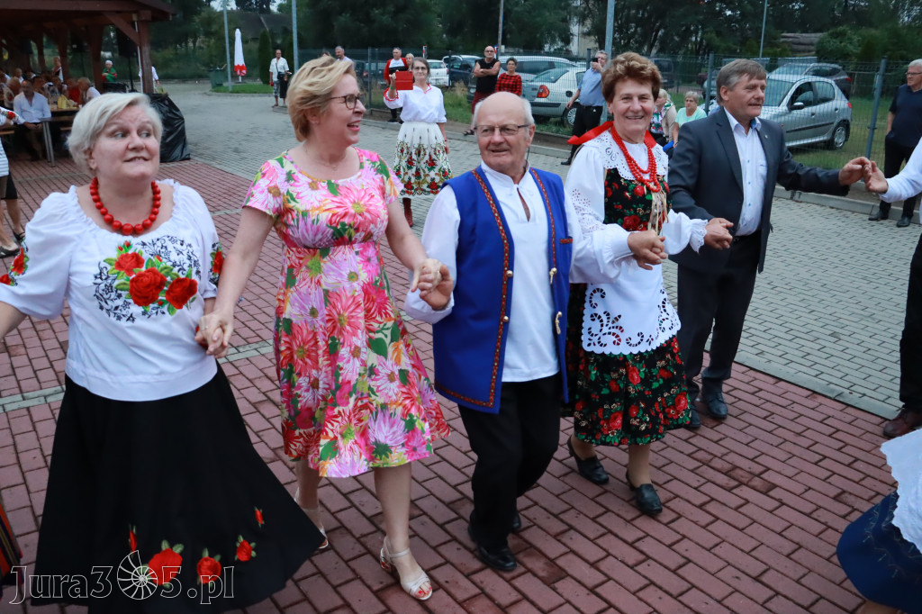 Zabawa taneczna - JURAJSKI GOŚCINIEC Koziegłowy 2022r.