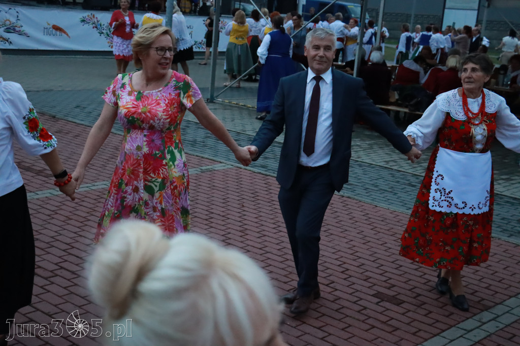 Zabawa taneczna - JURAJSKI GOŚCINIEC Koziegłowy 2022r.