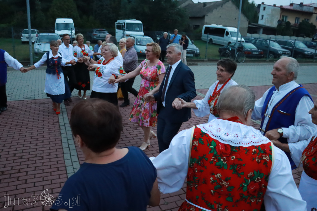 Zabawa taneczna - JURAJSKI GOŚCINIEC Koziegłowy 2022r.