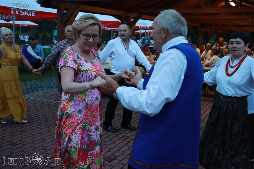 Zabawa taneczna - JURAJSKI GOŚCINIEC Koziegłowy 2022r.