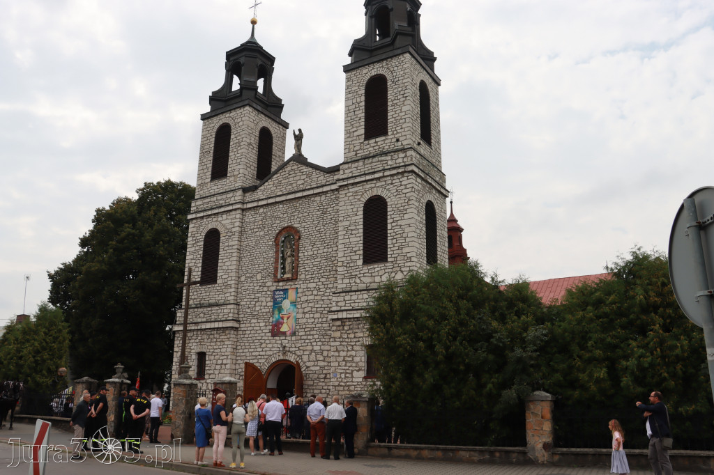 DOŻYNKI KROCZYCE - korowód i część oficjalna.