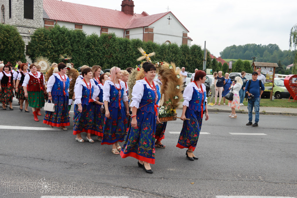 DOŻYNKI KROCZYCE - korowód i część oficjalna.