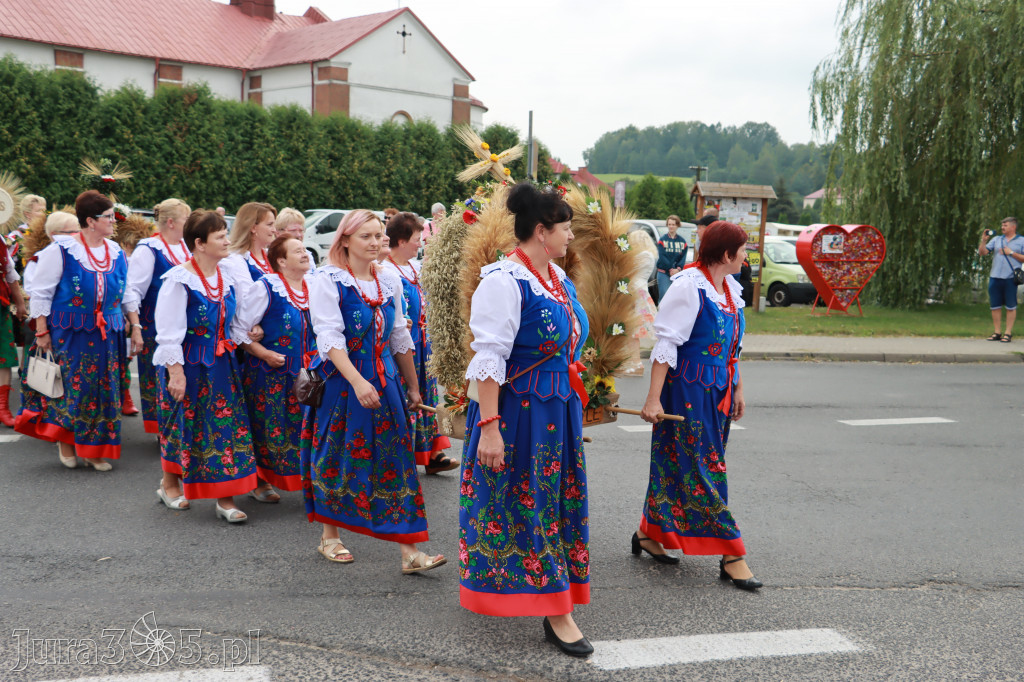 DOŻYNKI KROCZYCE - korowód i część oficjalna.