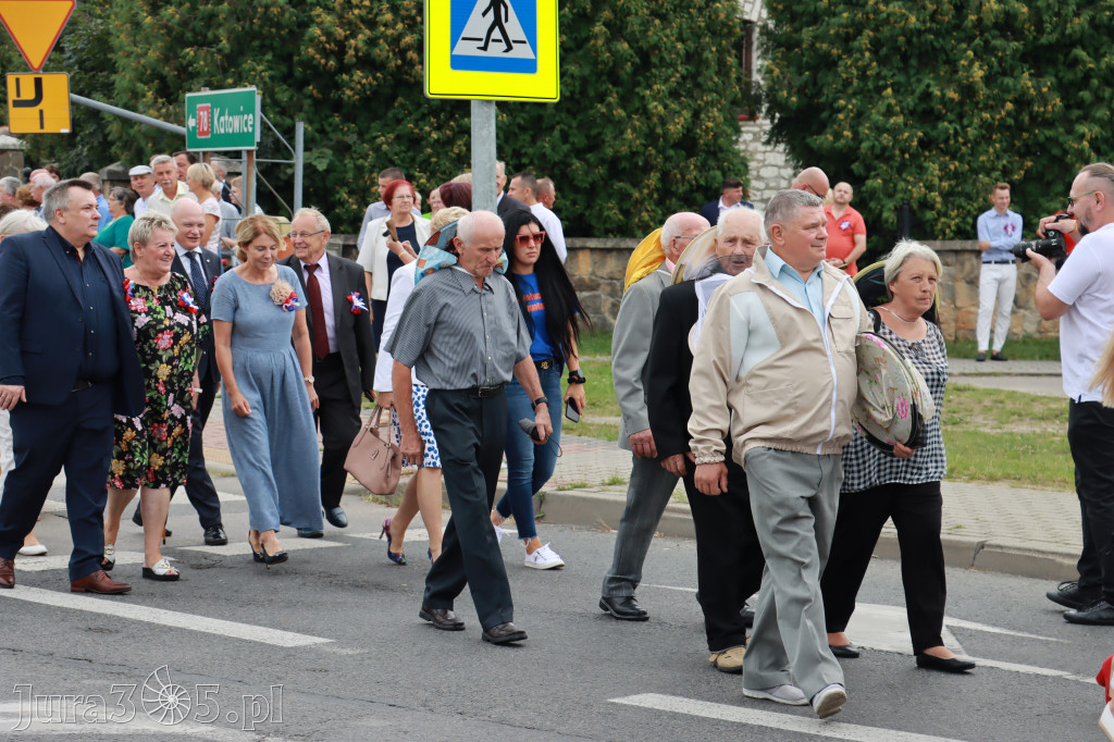 DOŻYNKI KROCZYCE - korowód i część oficjalna.