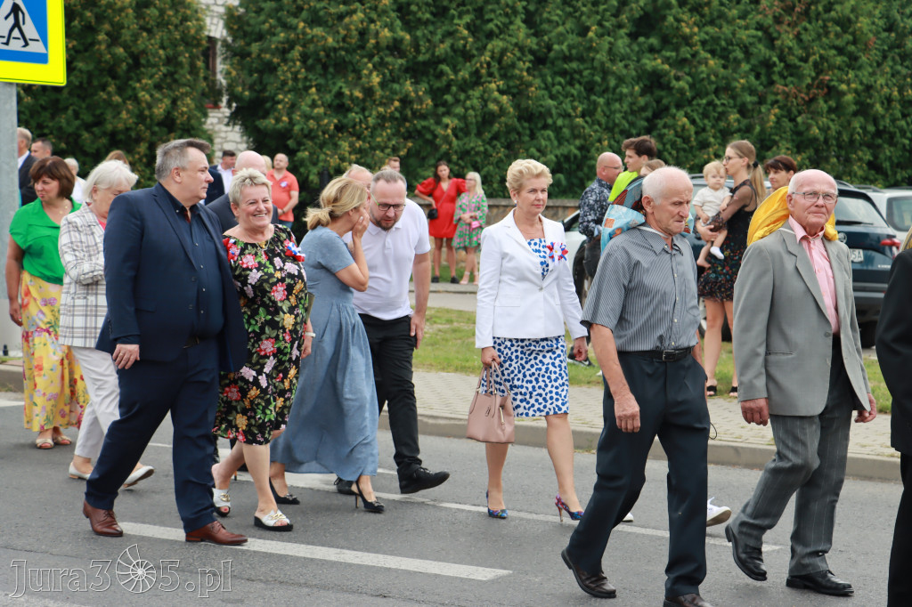 DOŻYNKI KROCZYCE - korowód i część oficjalna.