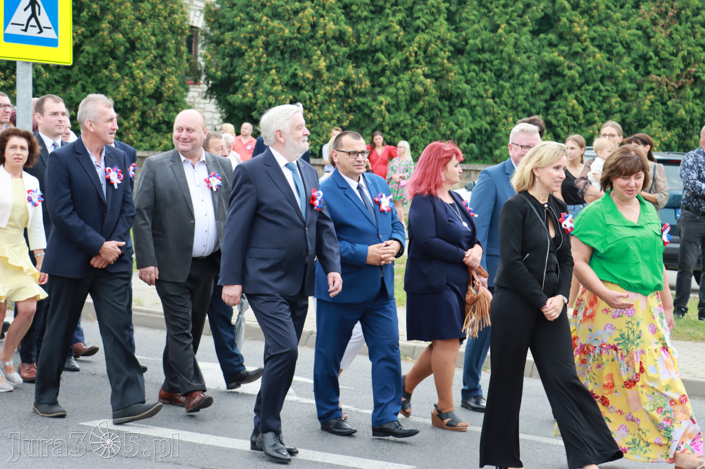 DOŻYNKI KROCZYCE - korowód i część oficjalna.