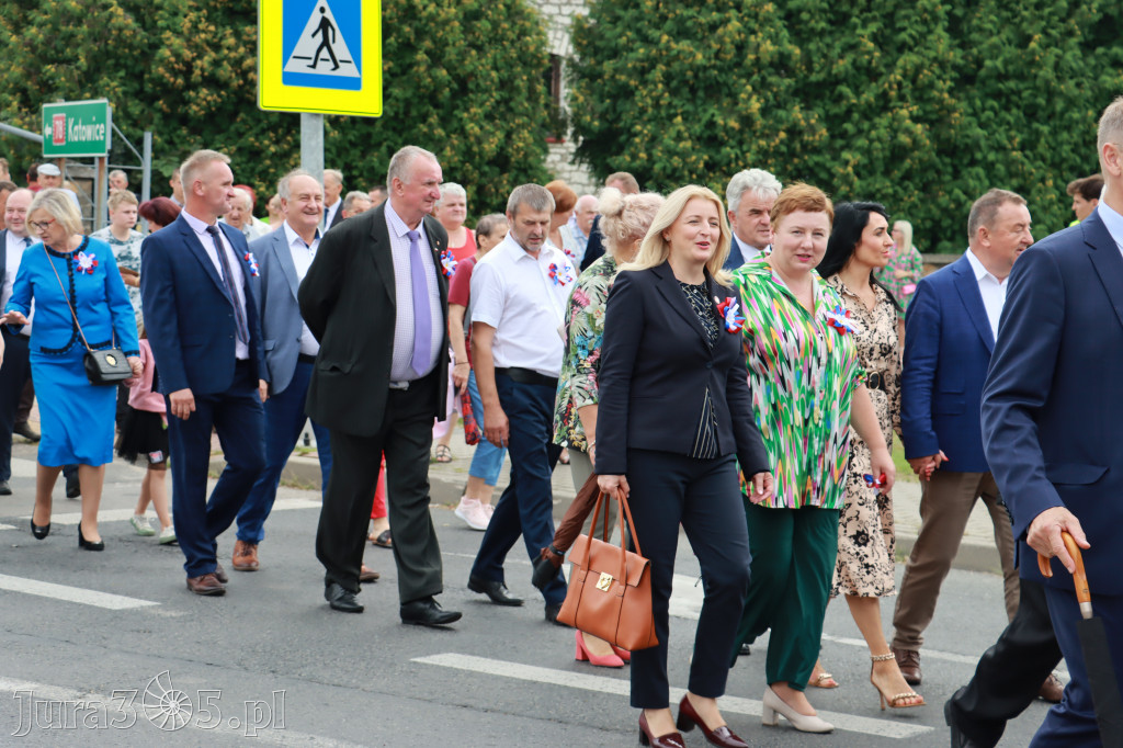DOŻYNKI KROCZYCE - korowód i część oficjalna.