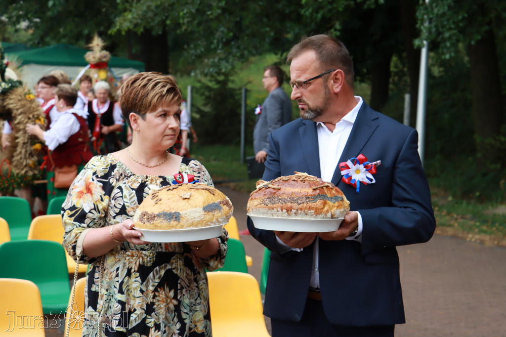 DOŻYNKI KROCZYCE - korowód i część oficjalna.