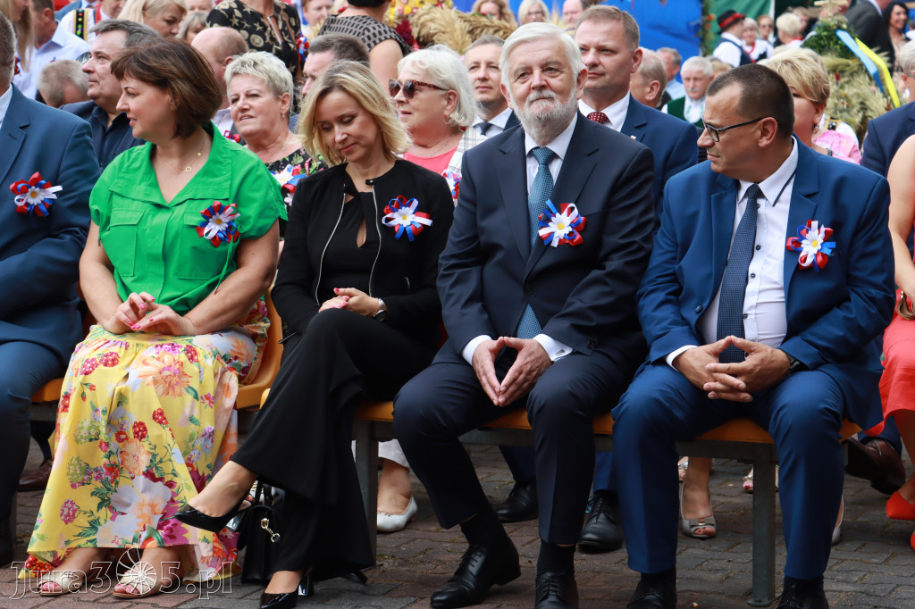 DOŻYNKI KROCZYCE - korowód i część oficjalna.