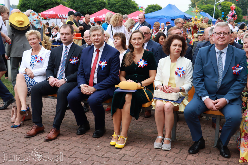 DOŻYNKI KROCZYCE - korowód i część oficjalna.