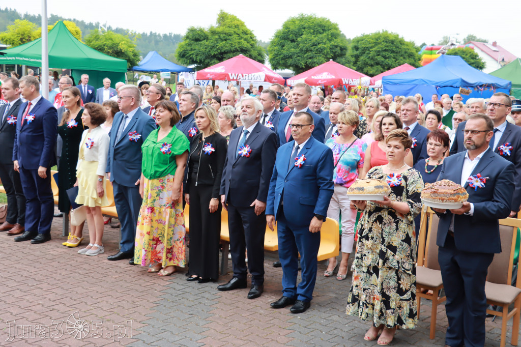 DOŻYNKI KROCZYCE - korowód i część oficjalna.
