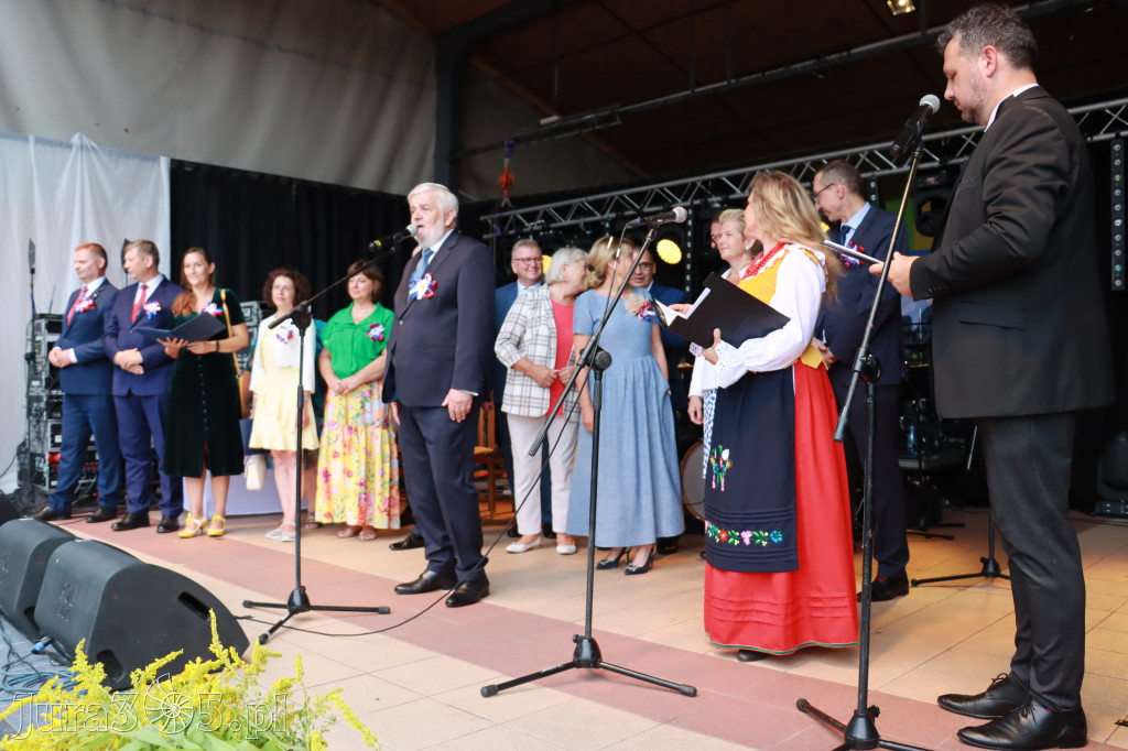 DOŻYNKI KROCZYCE - korowód i część oficjalna.