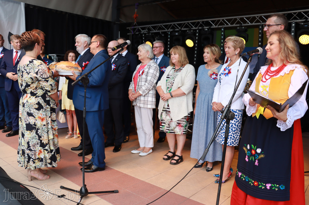 DOŻYNKI KROCZYCE - korowód i część oficjalna.